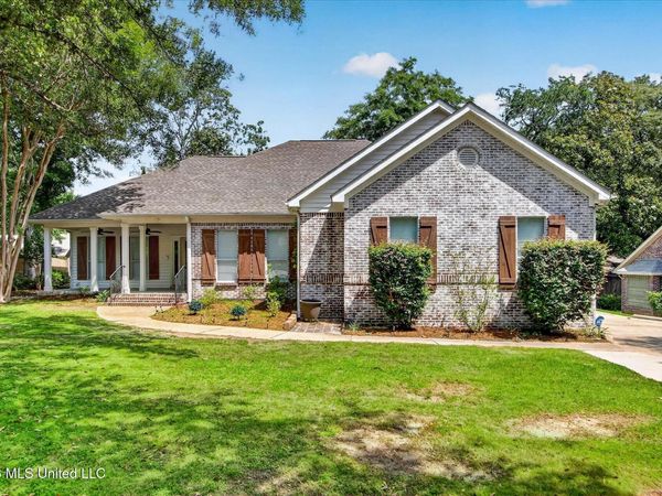 6610 Alakoko Court, Diamondhead, MS 39525
