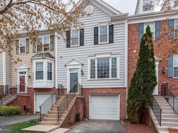 25454 UPPER CLUBHOUSE DRIVE, CHANTILLY, VA 20152