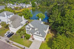 3101 Sonja Way photo 4