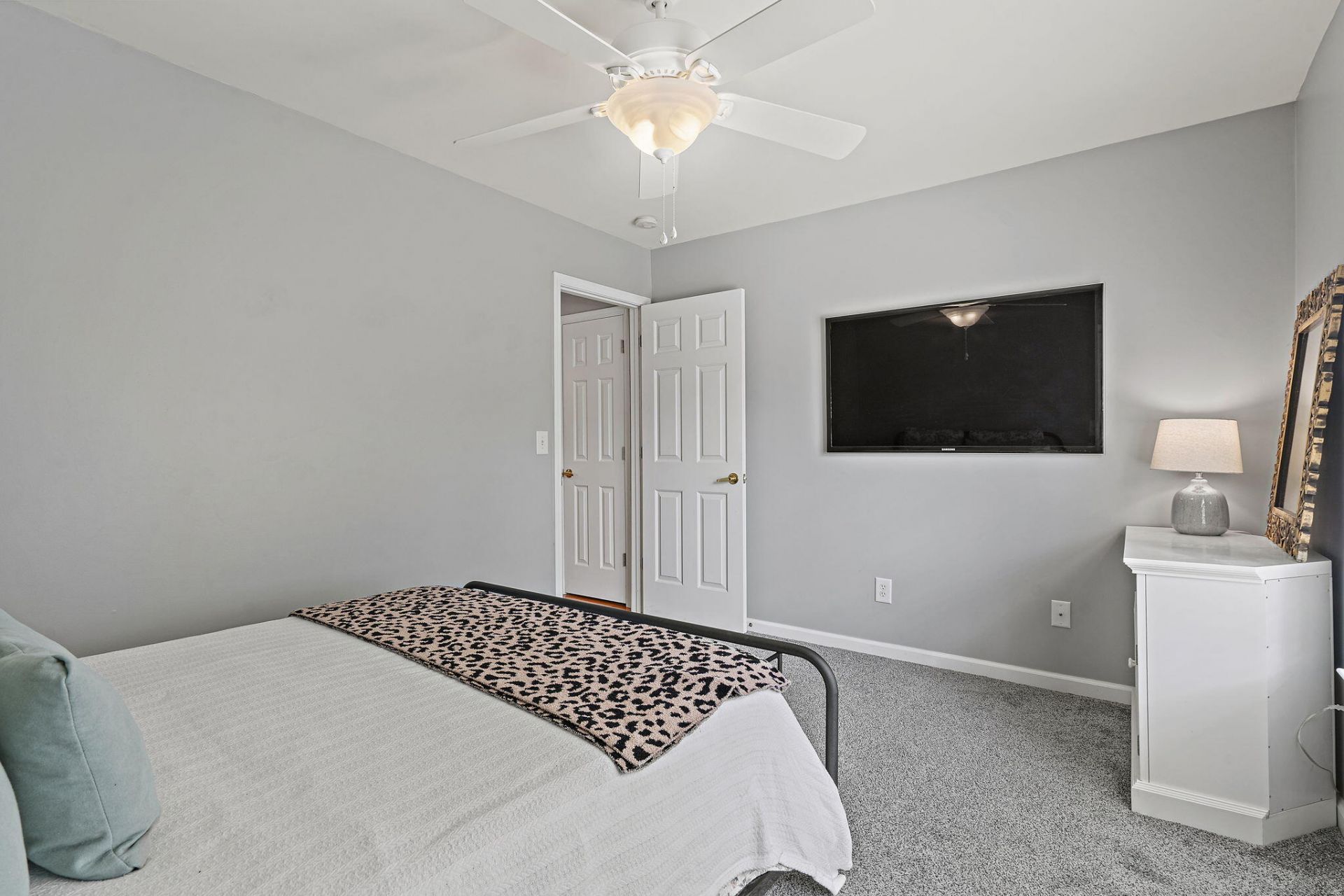 3101 Sonja Way Photo 32