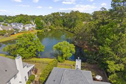 3101 Sonja Way photo 4