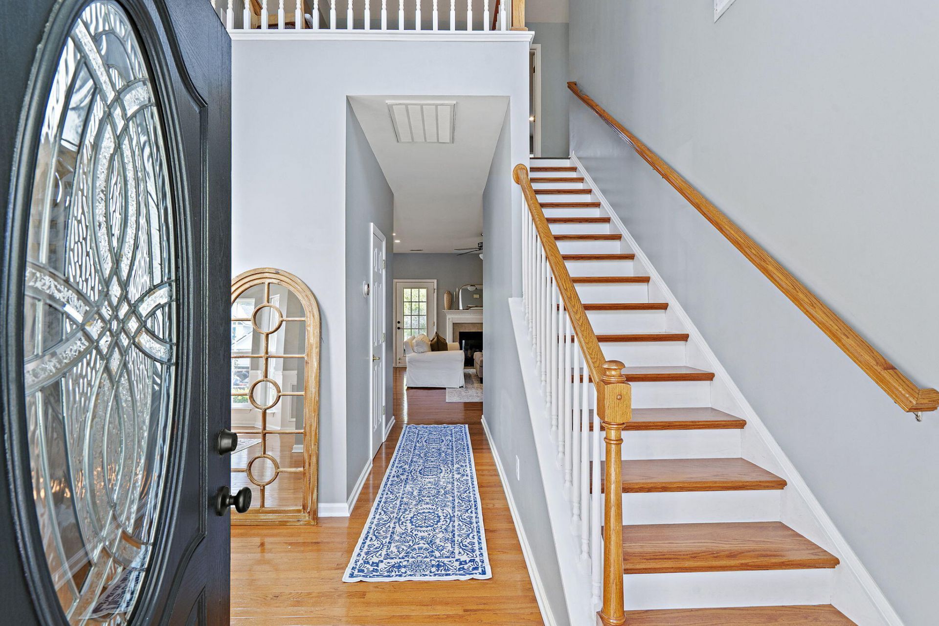 3101 Sonja Way Photo 7
