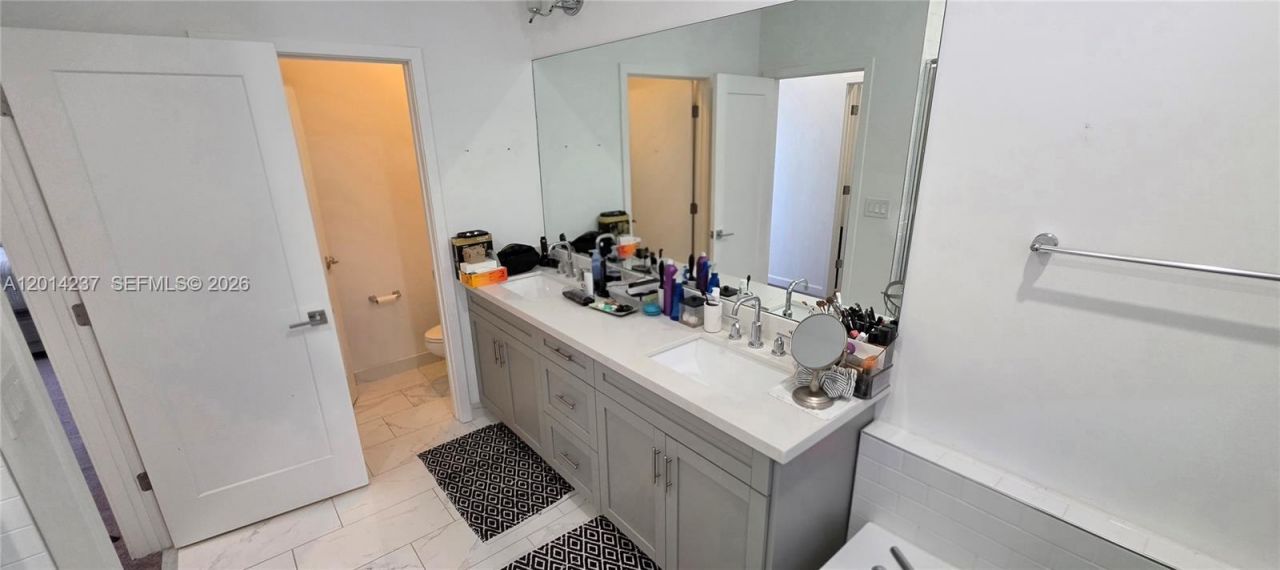 4971 Whispering Way, Unit 4971, Fort Lauderdale, FL 33312 Photo