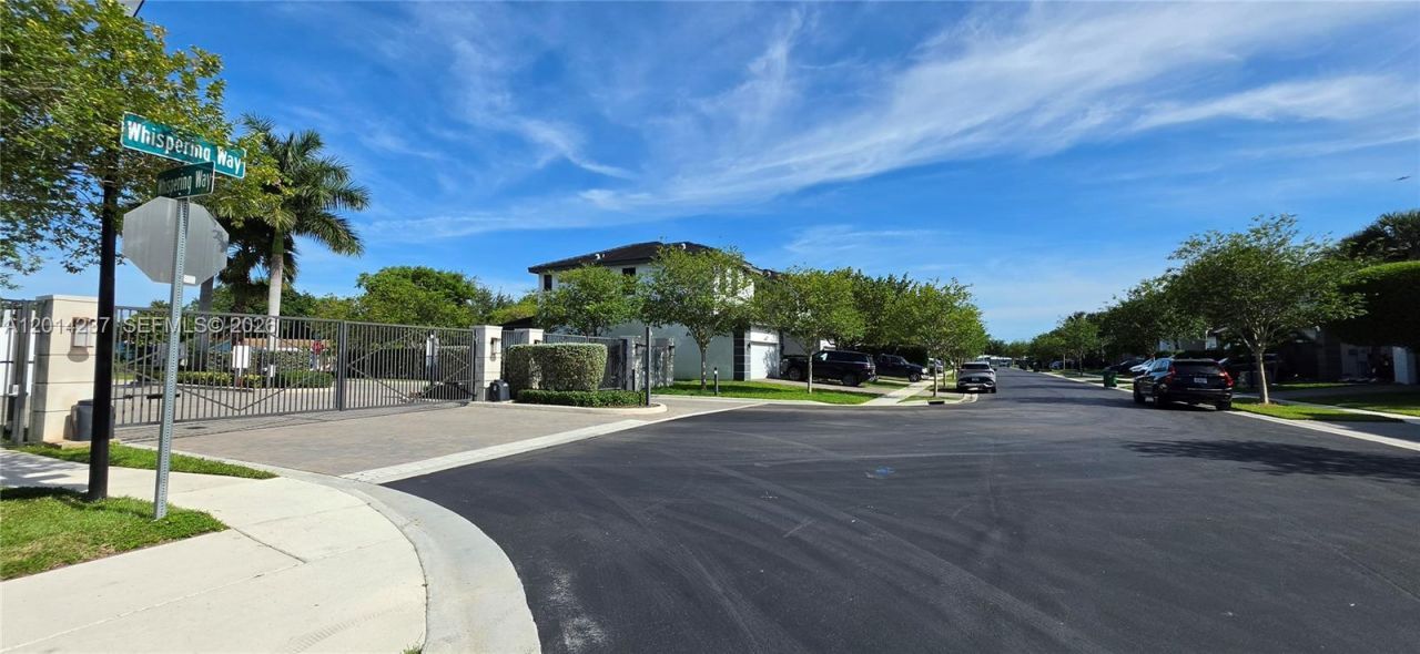 4971 Whispering Way, Unit 4971, Fort Lauderdale, FL 33312 Photo