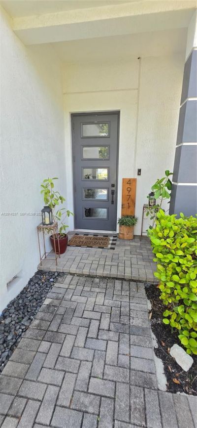 4971 Whispering Way, Unit 4971, Fort Lauderdale, FL 33312 Photo