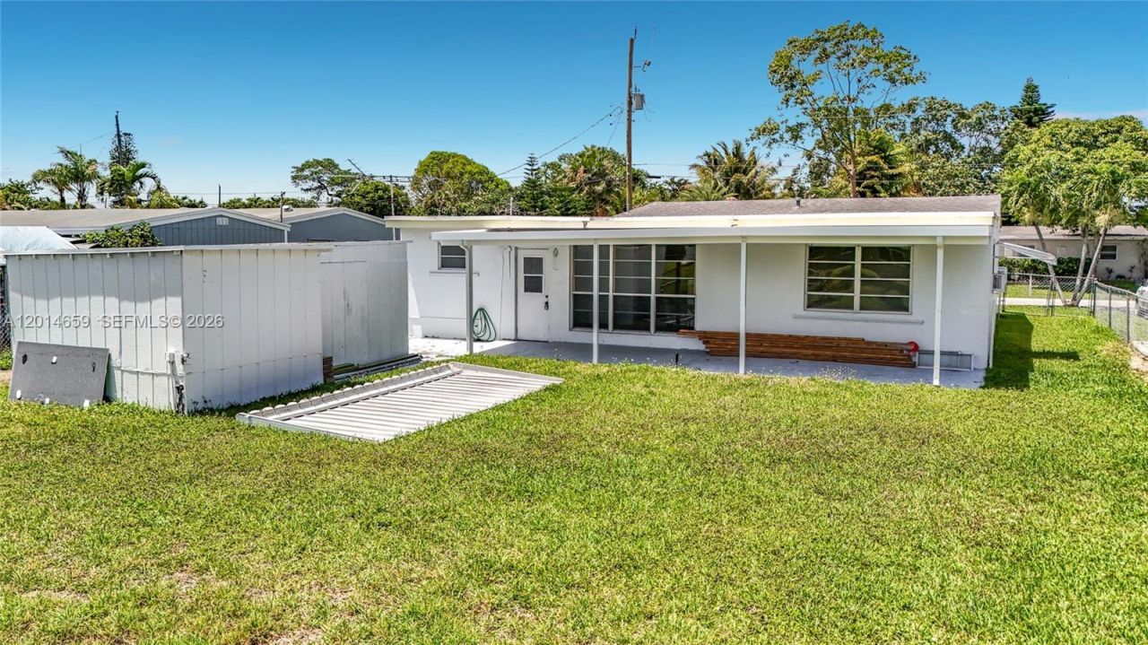 5930 NW 24th Ct , Margate, FL 33063 Photo
