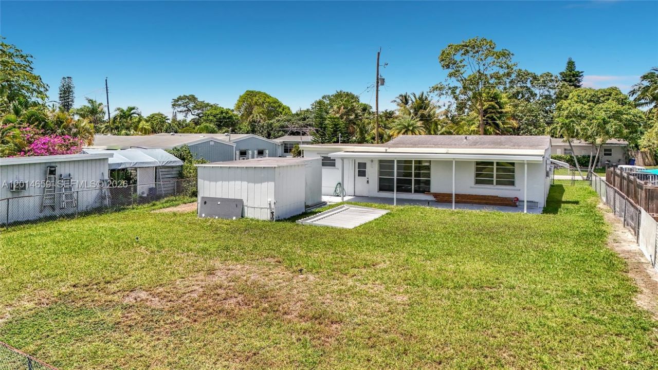 5930 NW 24th Ct , Margate, FL 33063 Photo