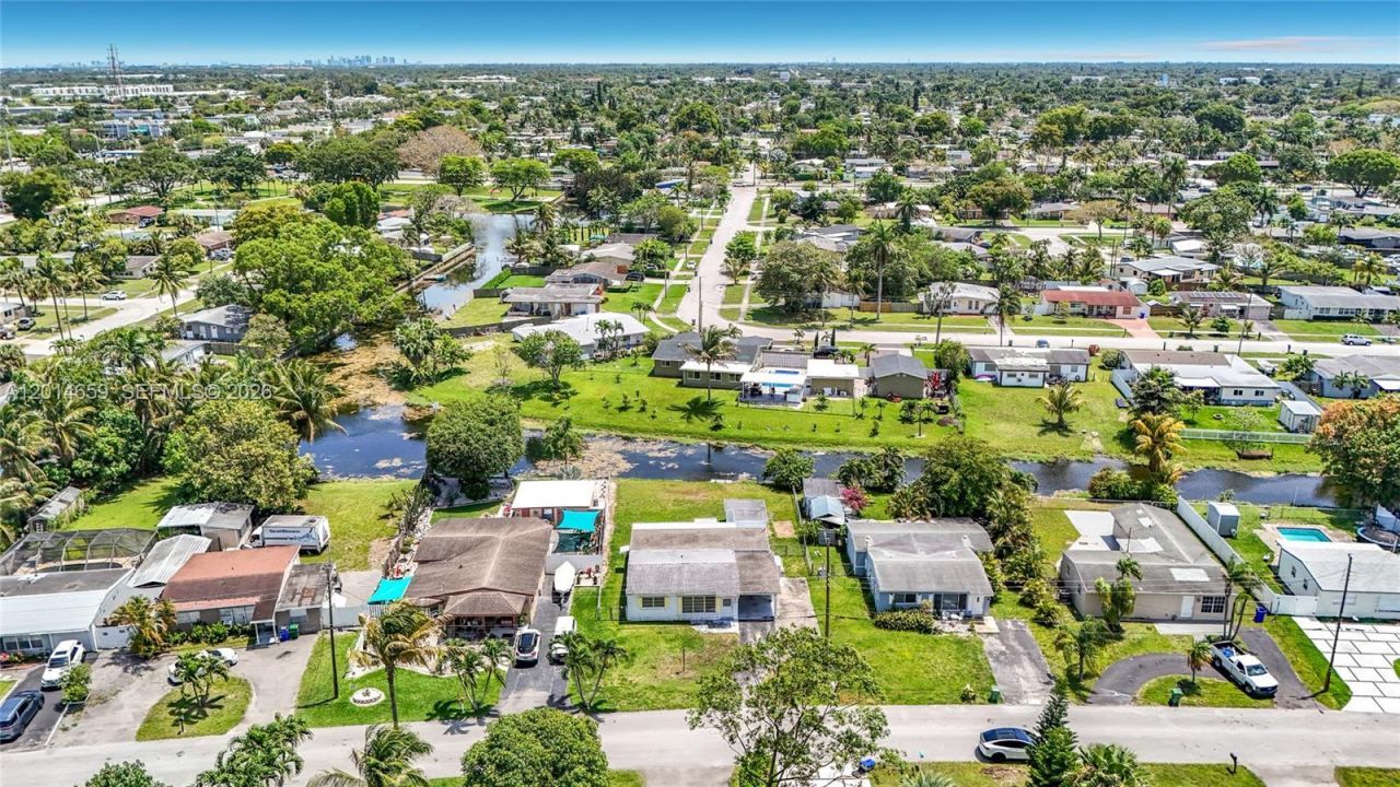 5930 NW 24th Ct , Margate, FL 33063 Photo