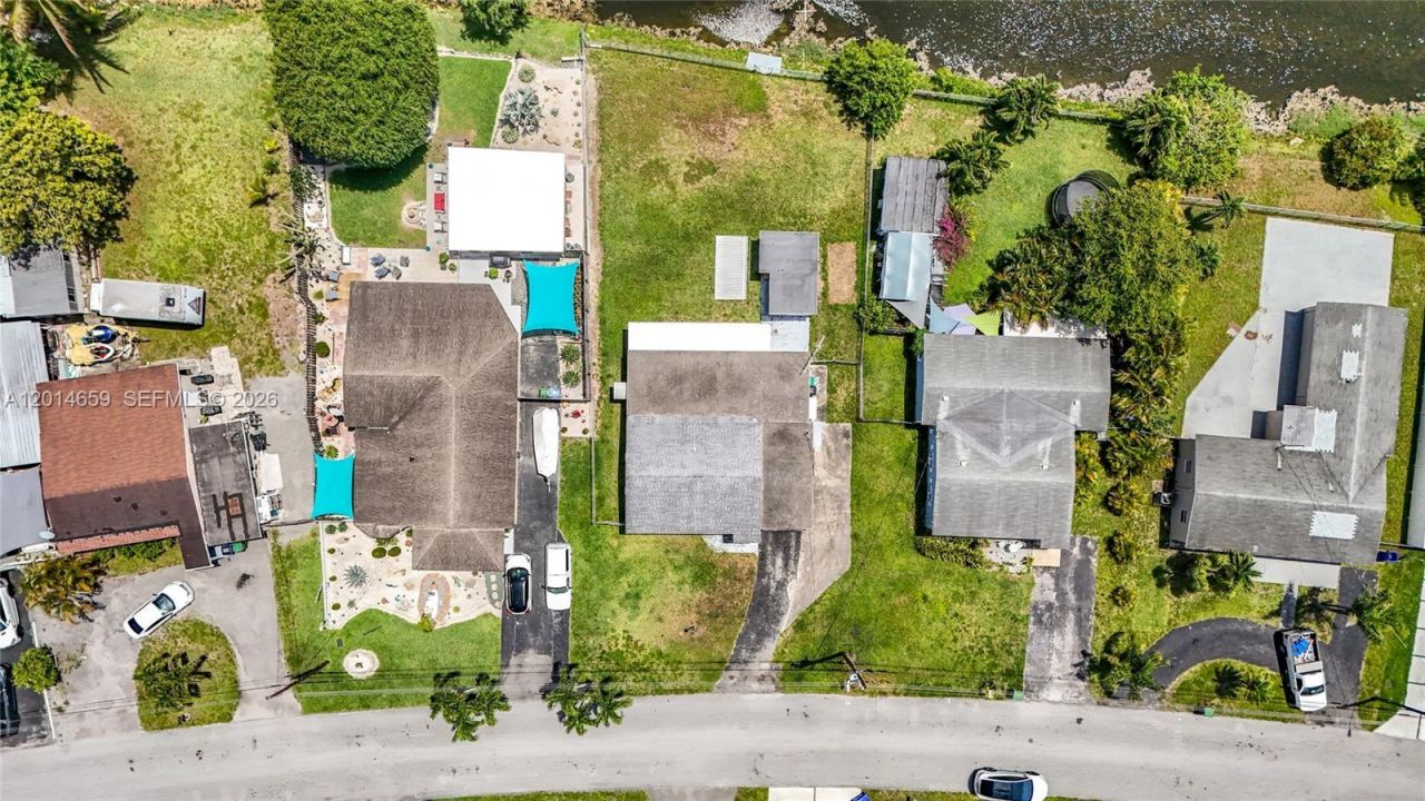 5930 NW 24th Ct , Margate, FL 33063 Photo