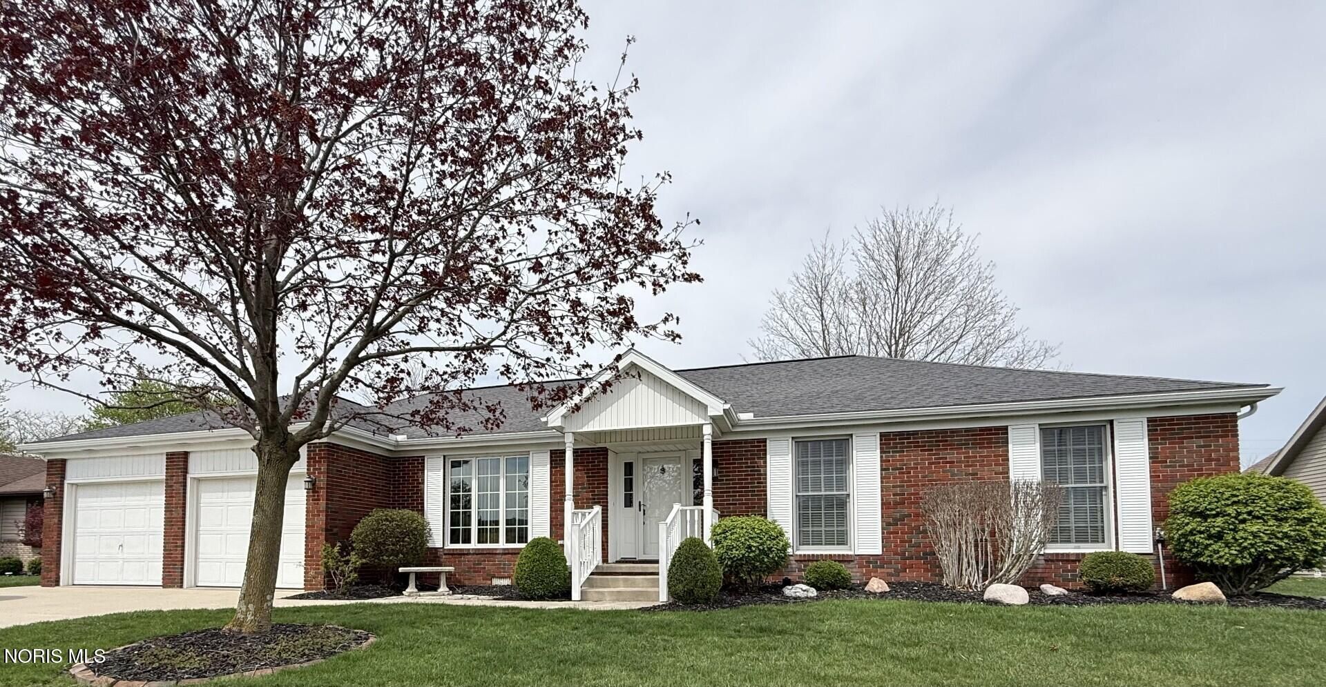 1318 Pinehurst Drive, Defiance, OH 43512 Main Photo