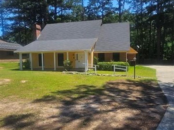 121 Deer Lane, Mansfield, LA 71052