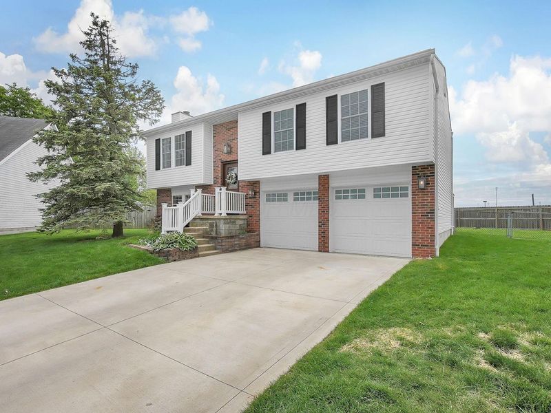 5579 Coral Court, Galloway, OH 43119 Photo 3