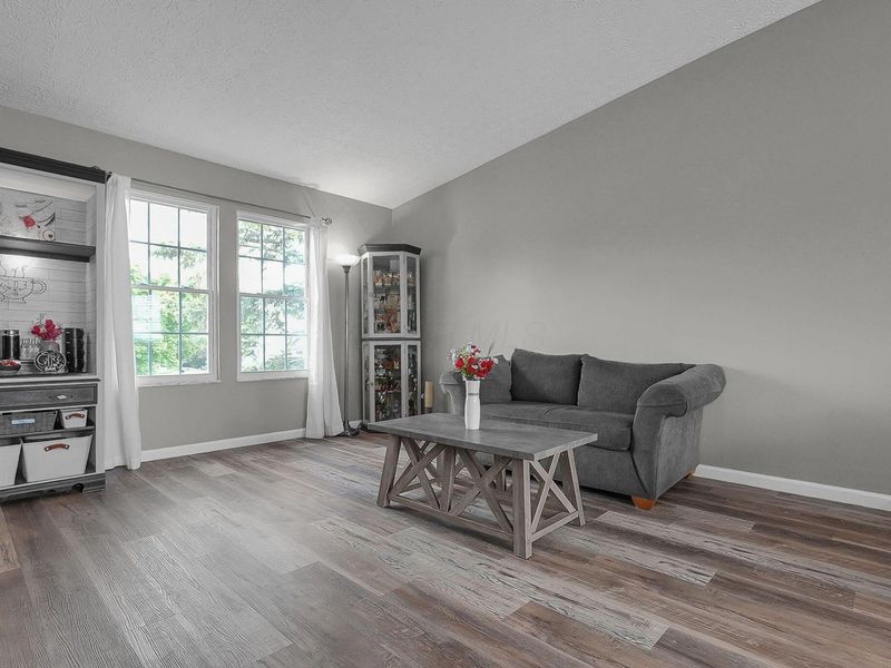 5579 Coral Court, Galloway, OH 43119 Photo 6