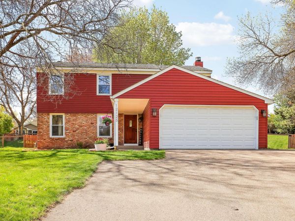 12125 50th Avenue N, Plymouth, MN 55442