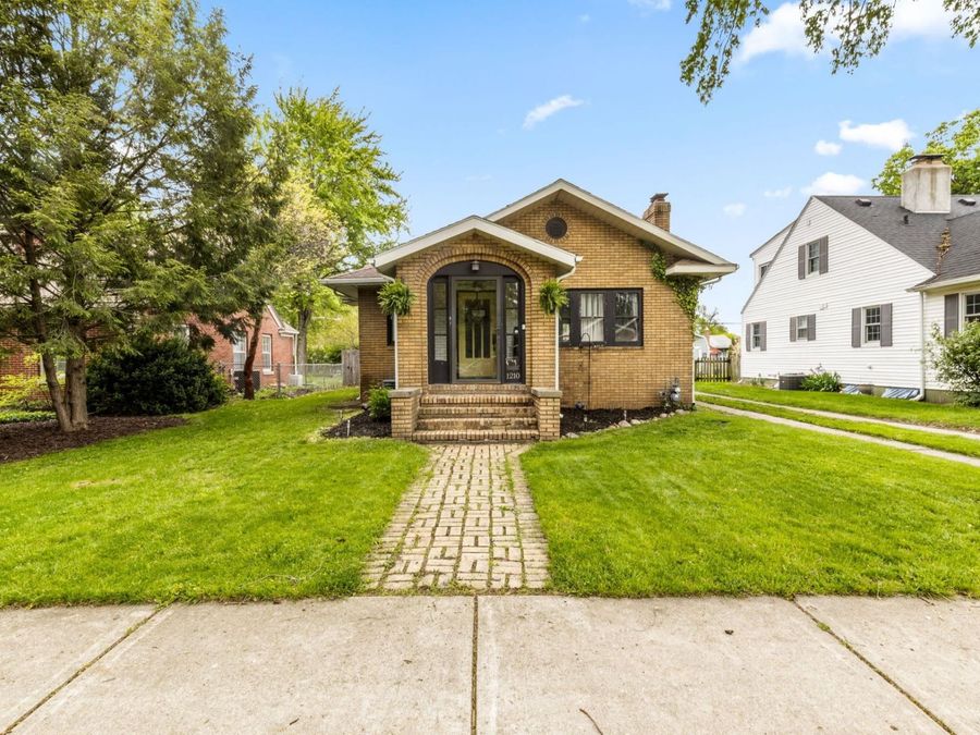 Property Image 4