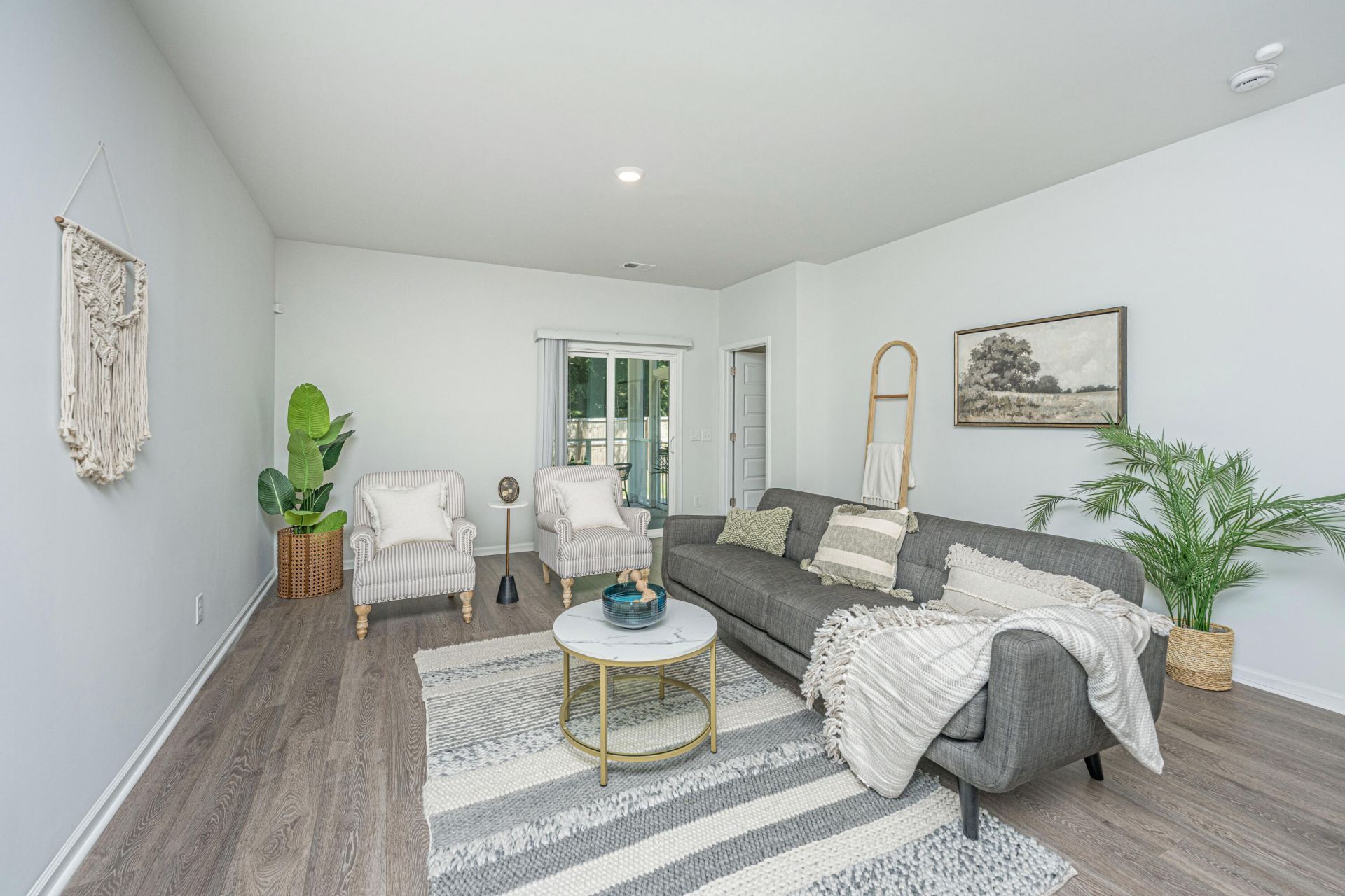 496 Minim Street Photo 13