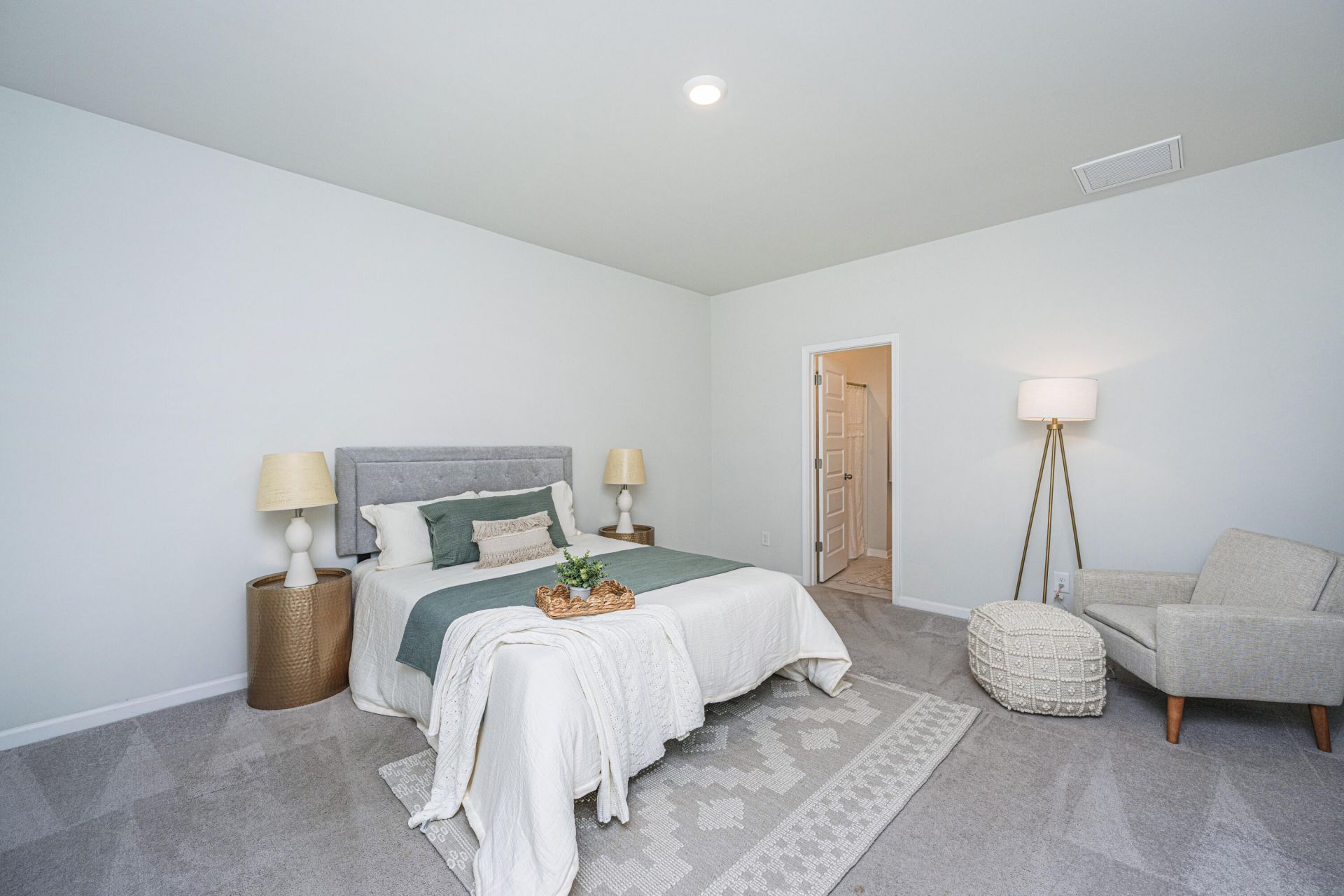 496 Minim Street Photo 14