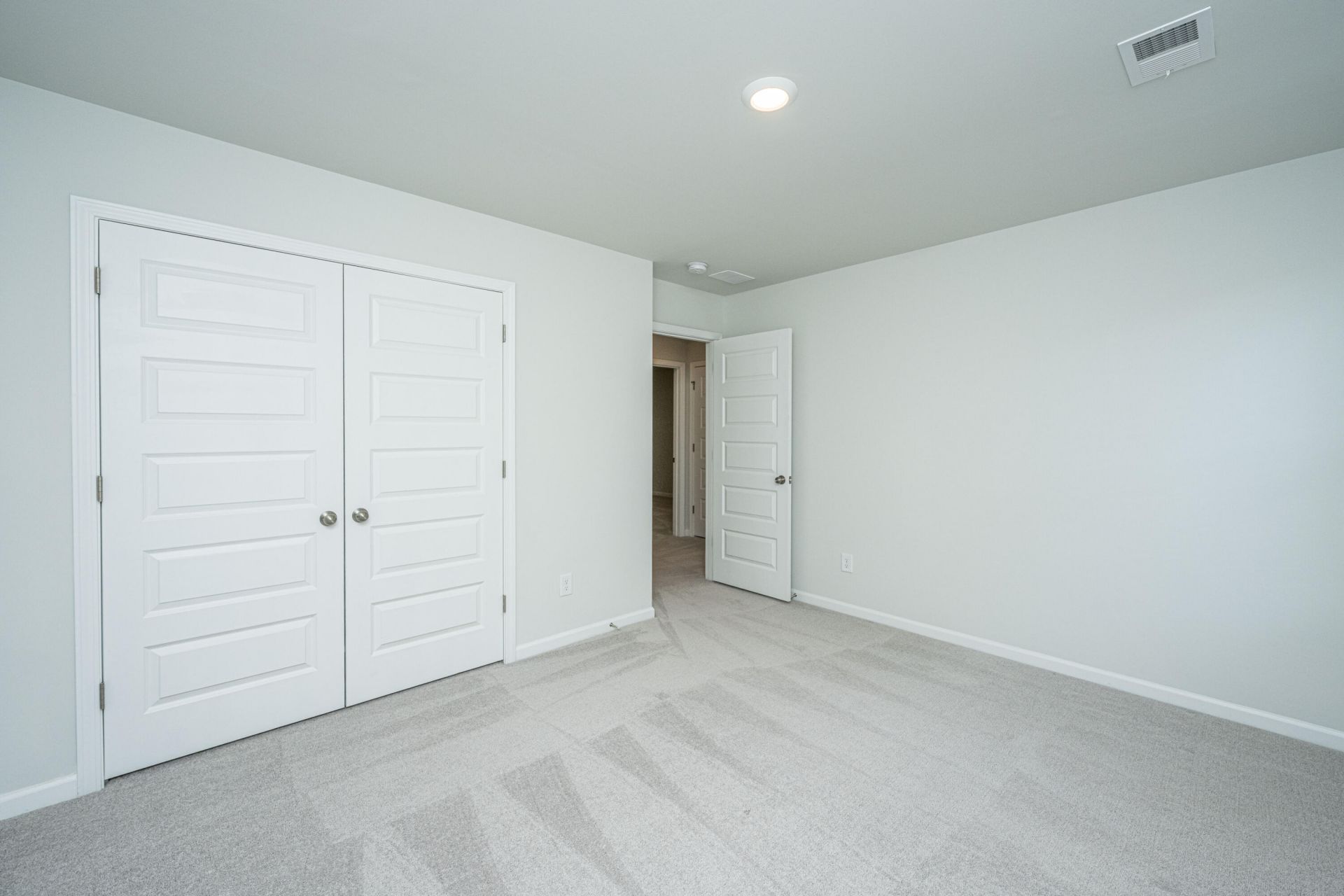 496 Minim Street Photo 27