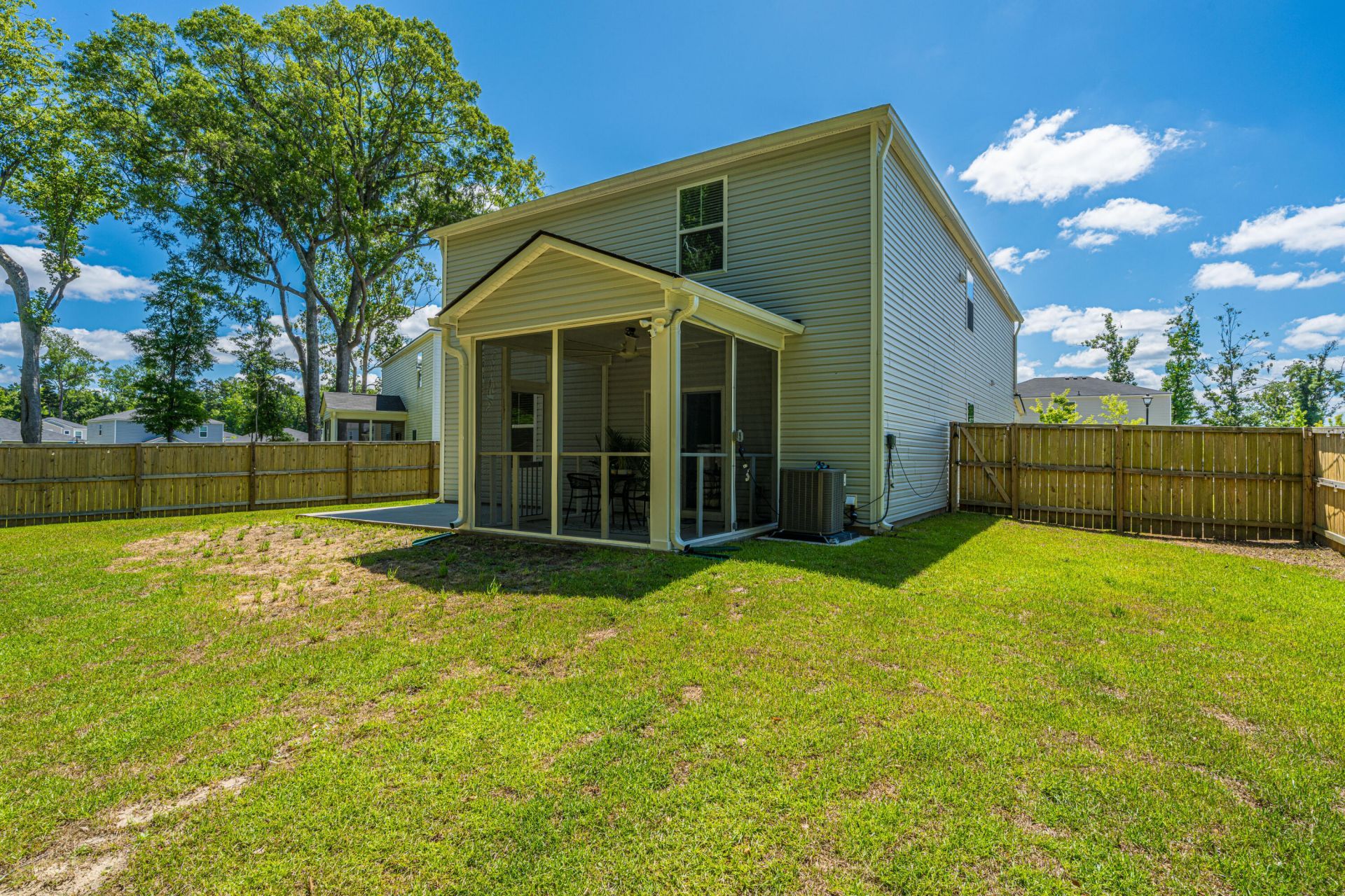 496 Minim Street Photo 35