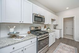 496 Minim Street photo 4