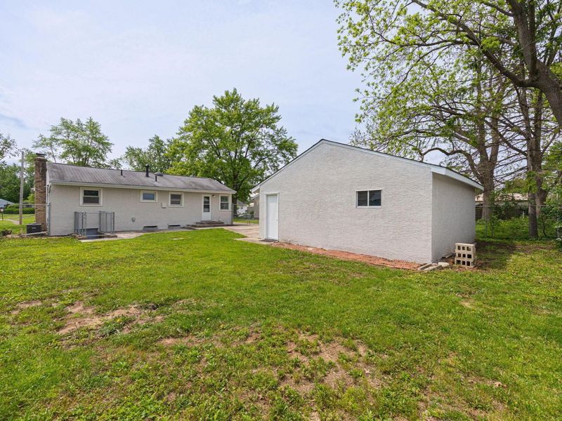 4510 Broadhurst Drive, Columbus, OH 43213 Photo 26