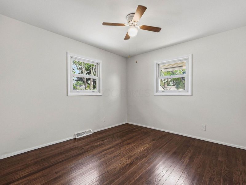 4510 Broadhurst Drive, Columbus, OH 43213 Photo 8