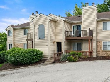 17078 Sandalwood Creek Drive, Unit B, Wildwood, MO 63038