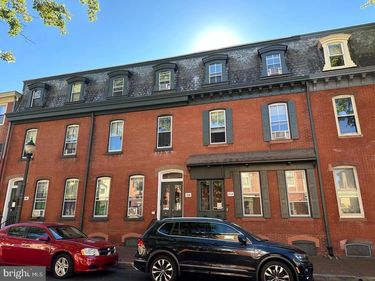 208 W GAY STREET, Unit 4, WEST CHESTER, PA 19380