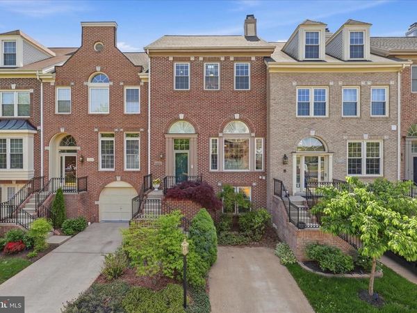 5551 SULLY LAKE DRIVE, CENTREVILLE, VA 20120