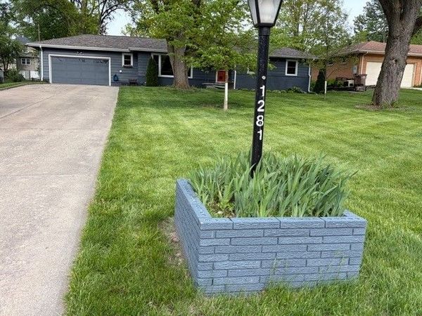 1281 16th Street, West Des Moines, IA 50265