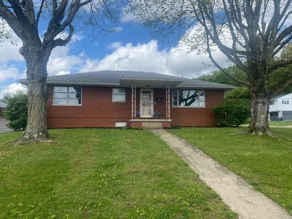 1802 Marrose Drive , Lancaster, OH 43130