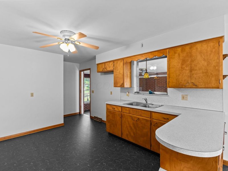 1802 Marrose Drive, Lancaster, OH 43130 Photo 15