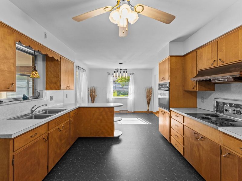 1802 Marrose Drive, Lancaster, OH 43130 Photo 19