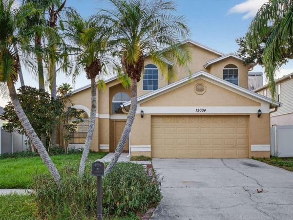 12004 W POND WAY , TAMPA, FL 33635