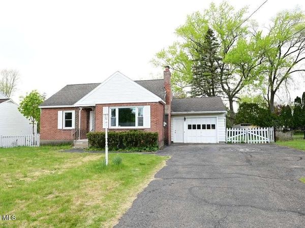 115 S Arrow Street, Schenectady, NY 12304