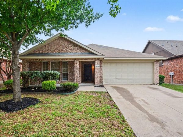 4014 Red Rock Drive, Heartland, TX 75126