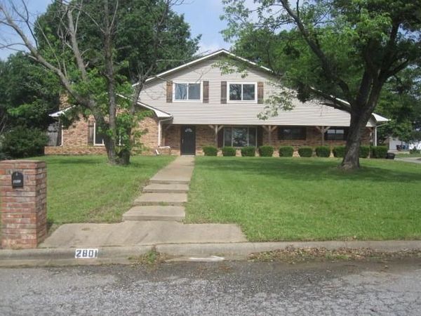 2801 Pyramid Circle , Denison, TX 75020
