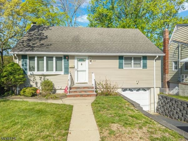 225 Linden Rd, Wayne, NJ 07470