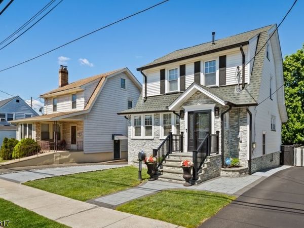 1012 Falls Ter, Union, NJ 07083