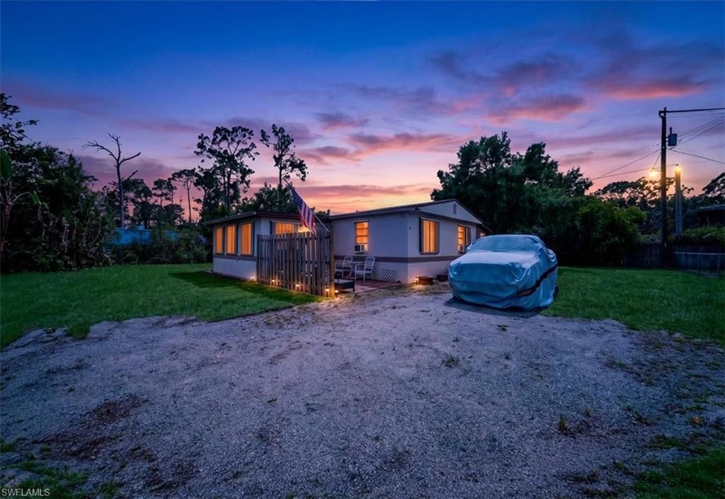 8366 Marx Dr, North Fort Myers, FL 33917 Photo
