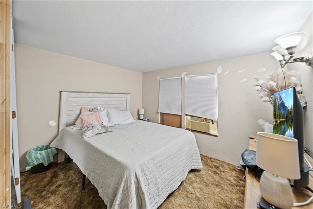 8366 Marx Dr, North Fort Myers, FL 33917 Photo