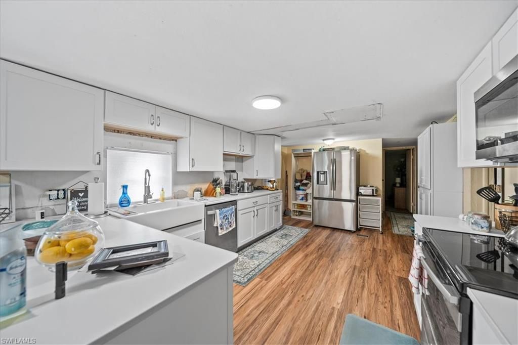 8366 Marx Dr, North Fort Myers, FL 33917 Photo