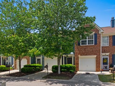 6411 Silvertide Way, Flowery Branch, GA 30542