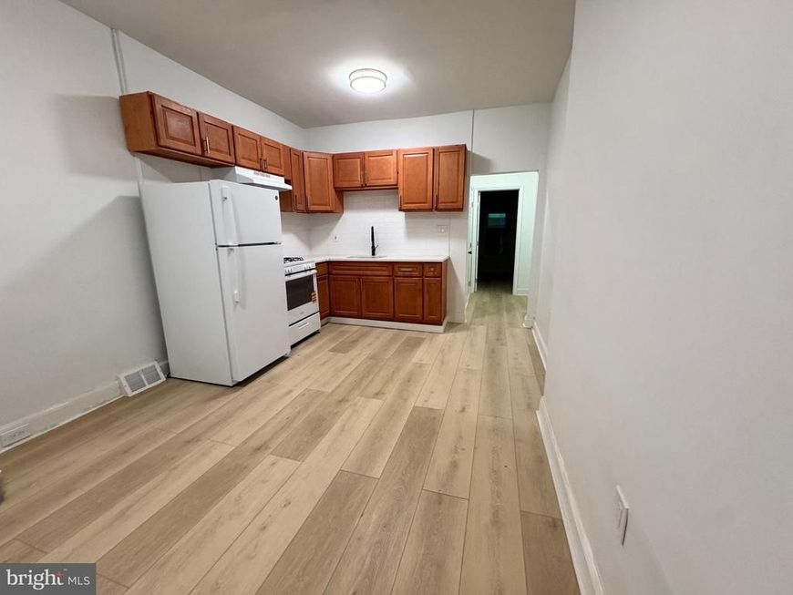2535 S 8th Street, Philadelphia, PA 19148 Main Photo