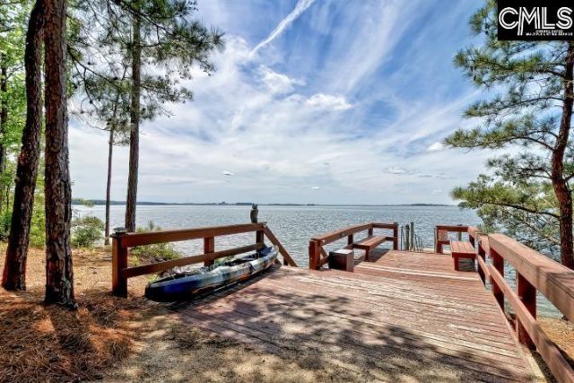 256 Harbor Point Drive  Photo 6