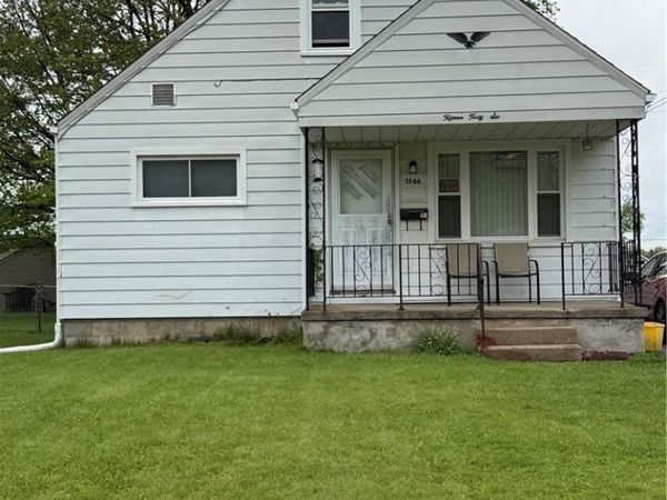 1546 Meadowbrook, Youngstown, OH 44514