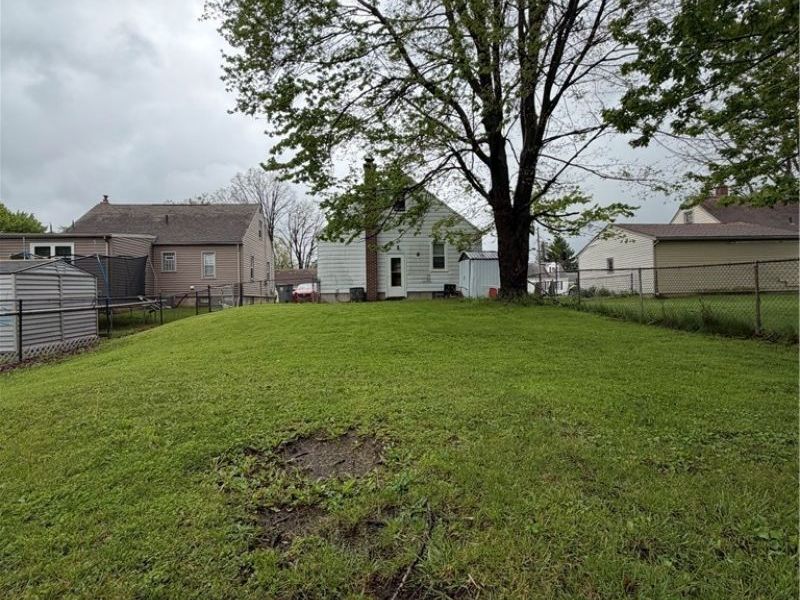 1546 Meadowbrook, Youngstown, OH 44514 Photo 2