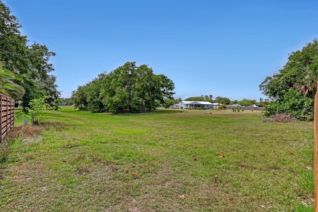 2055 SE West Dunbrooke Circle, Port Saint Lucie, FL 34952 Photo