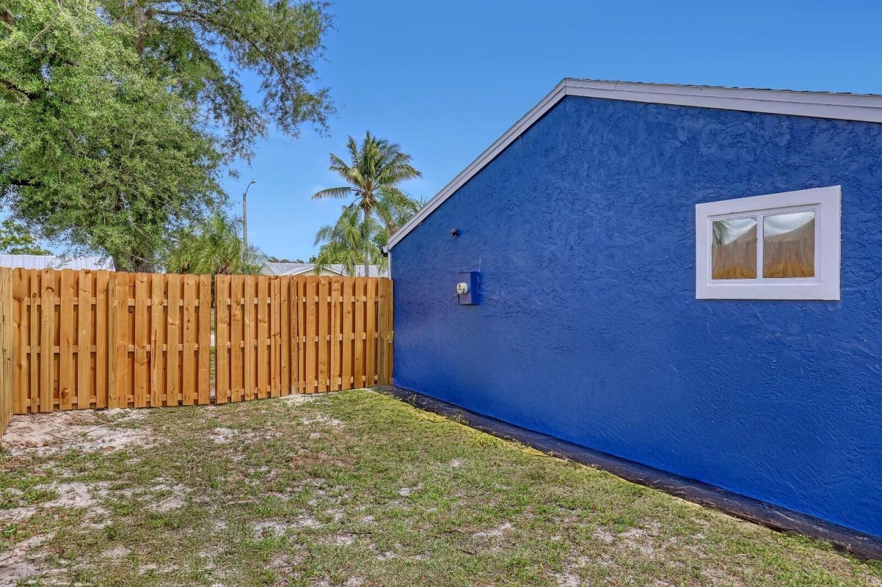 2055 SE West Dunbrooke Circle, Port Saint Lucie, FL 34952 Photo