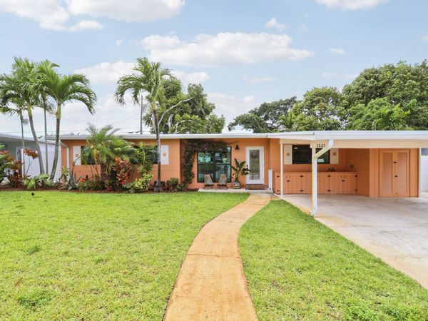 1441 Hillcrest Drive, Lake Worth Beach, FL 33461